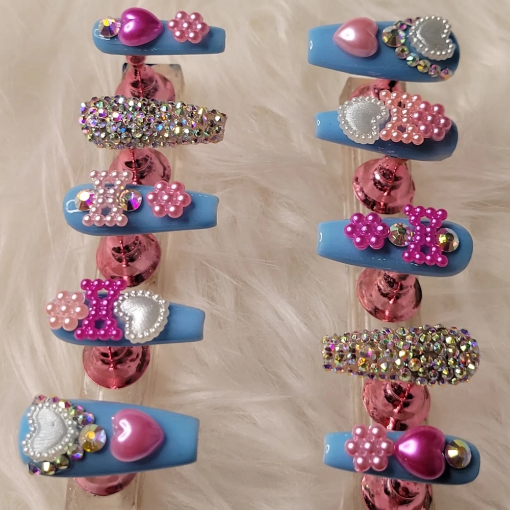 Acrylic press on nails - Picture 4 of 6